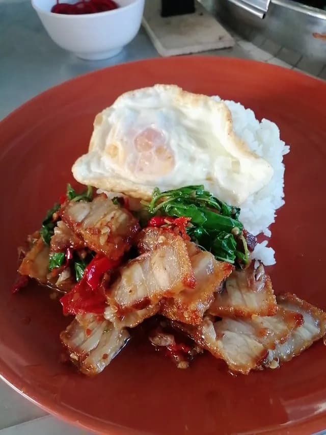 เออบาน่า ซอย4 บางแสน