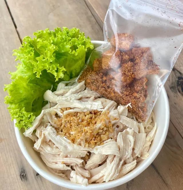 หมี่ไก่ฉีกบางแสน-Second