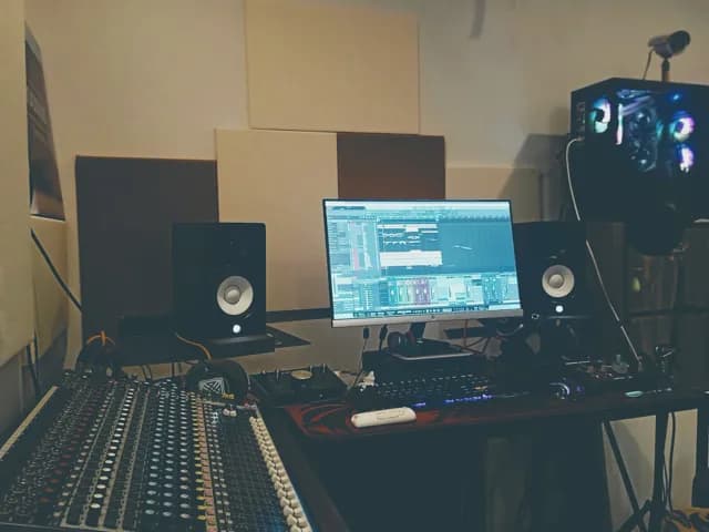 KOADSOUND STUDIO.
