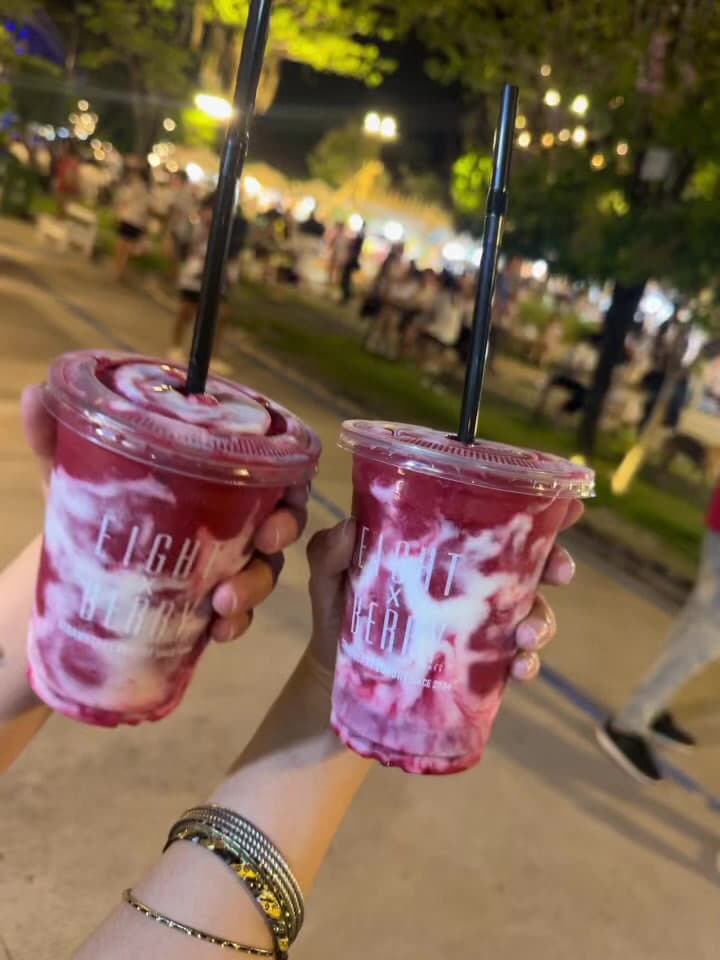 EIGHTxBERRY สตรอเบอร์รี่โยเกิร์ต เจ้าแรกตลาดปาร์คอิน