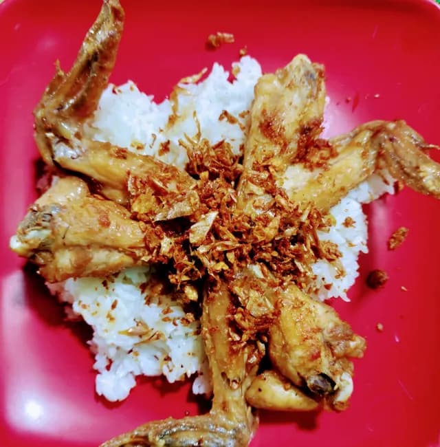 ตัวใหญ่ไก่ทอด-ตลาดซีไซด์