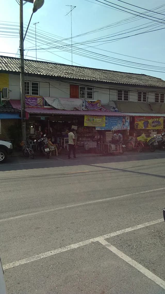 ร้านป้าเล็ก บางแสน