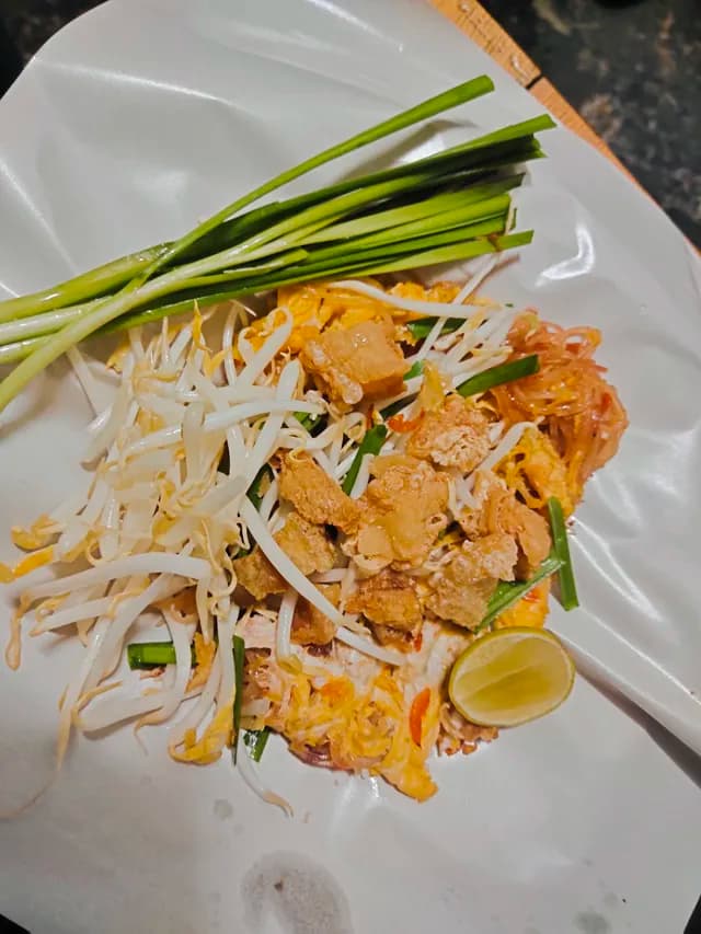 ผัดไทย นายเตอร์