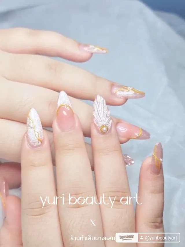 Yuri beauty art