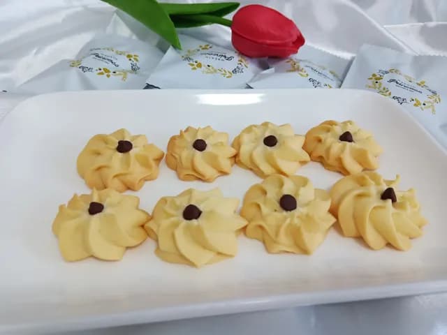 ร้านขนมความสุขก้อนใหญ่..บางแสน