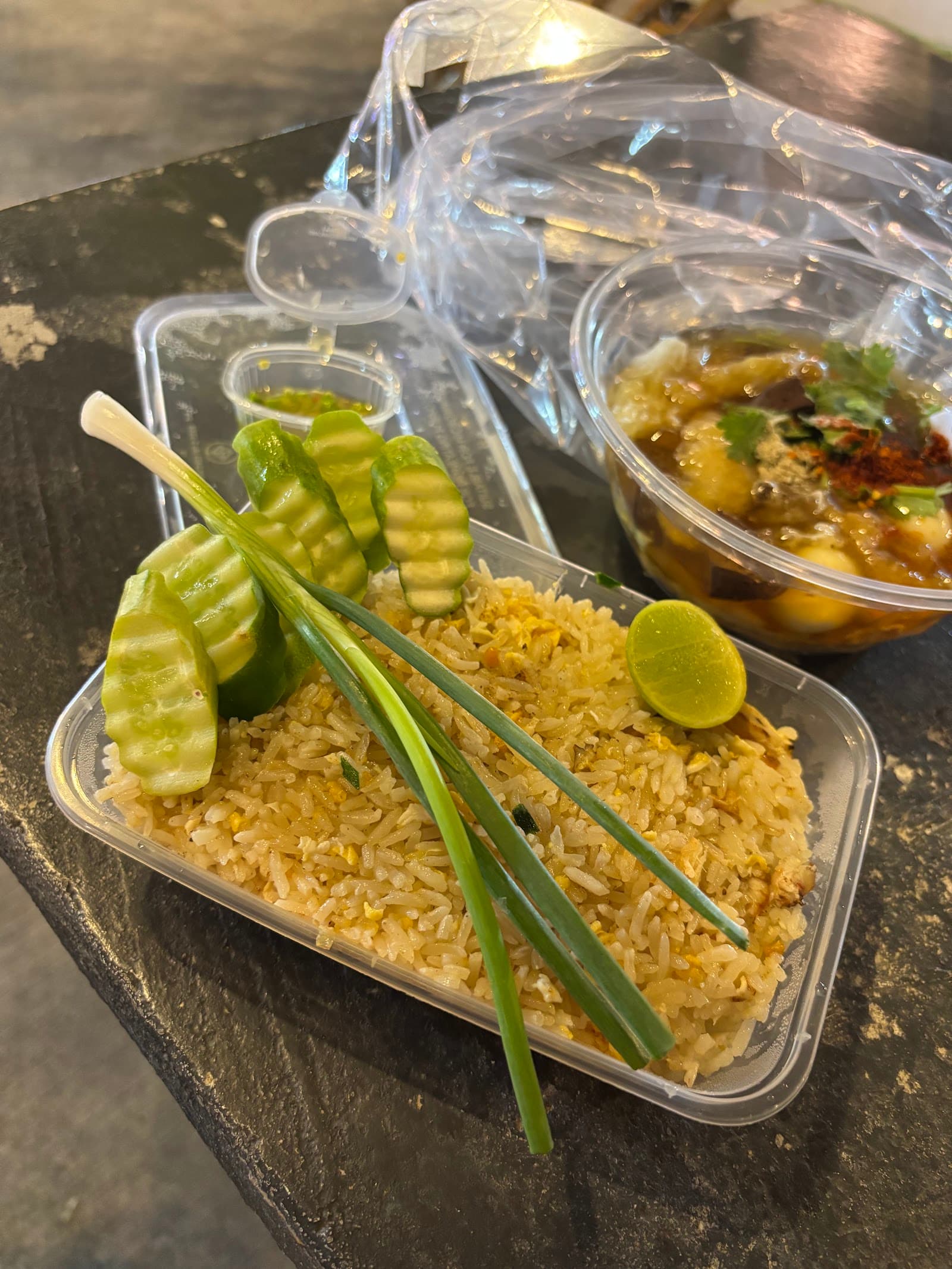 ข้าวผัดปูตู้แดง ตลาดปาร์คอินบางแสน