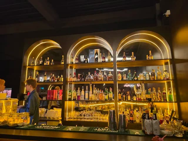 TRY BAR Bangsaen