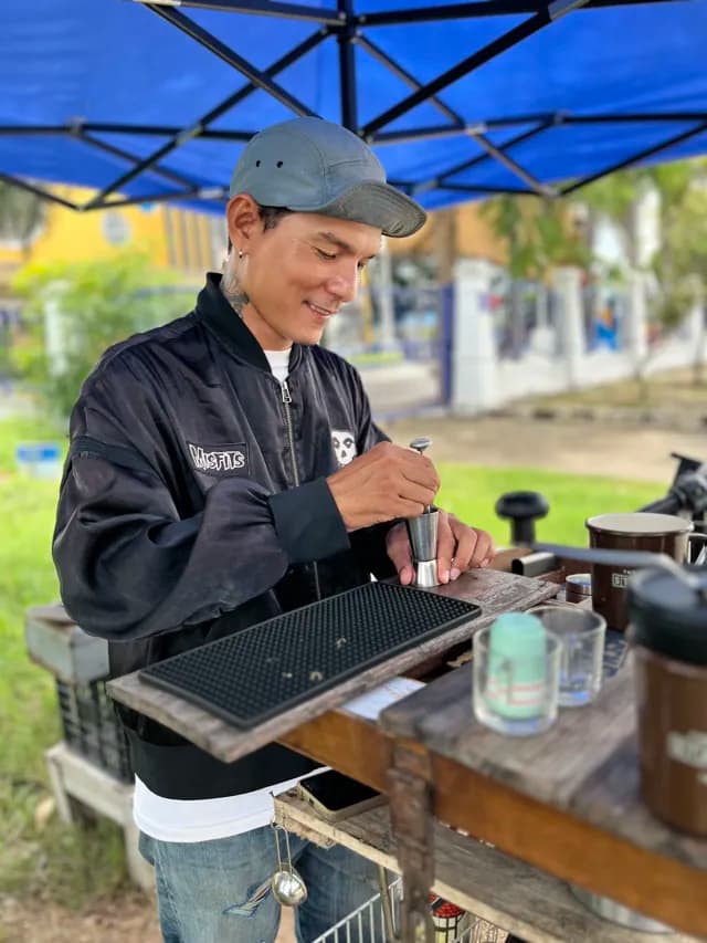 อหิงสา กาแฟสโลบาร์