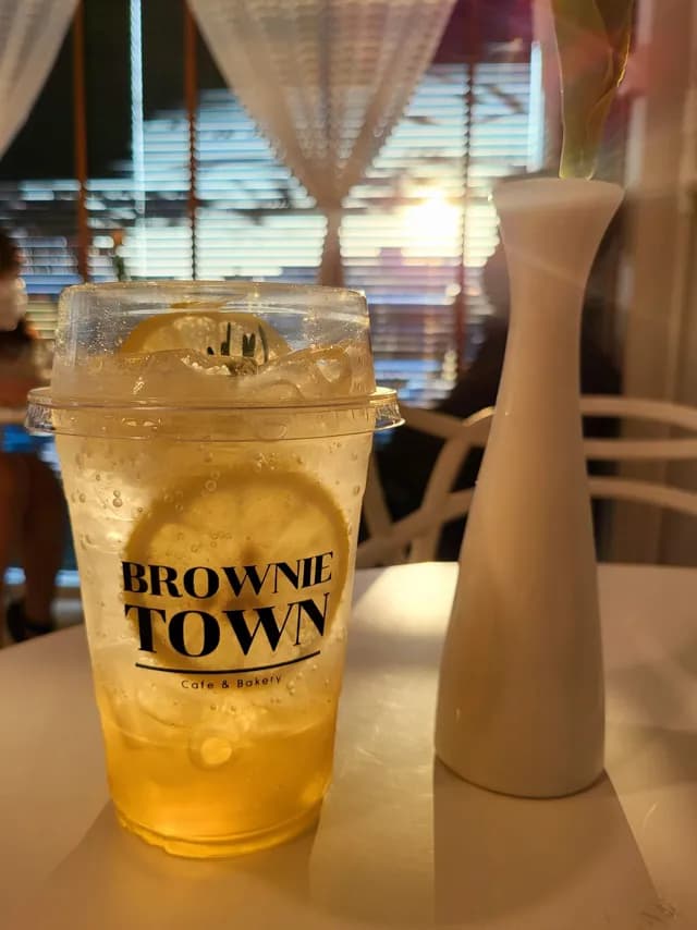BROWNIE TOWN BANGSAEN