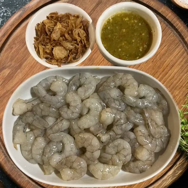 ยำชาวเล พื้นบ้าน
