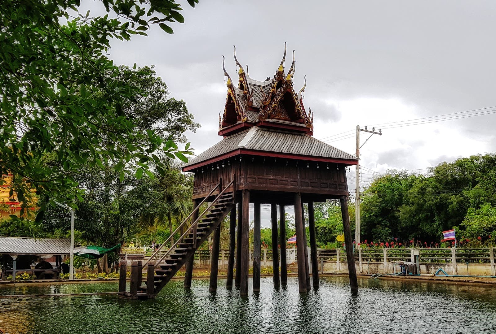 Wat Tai Ton Lan