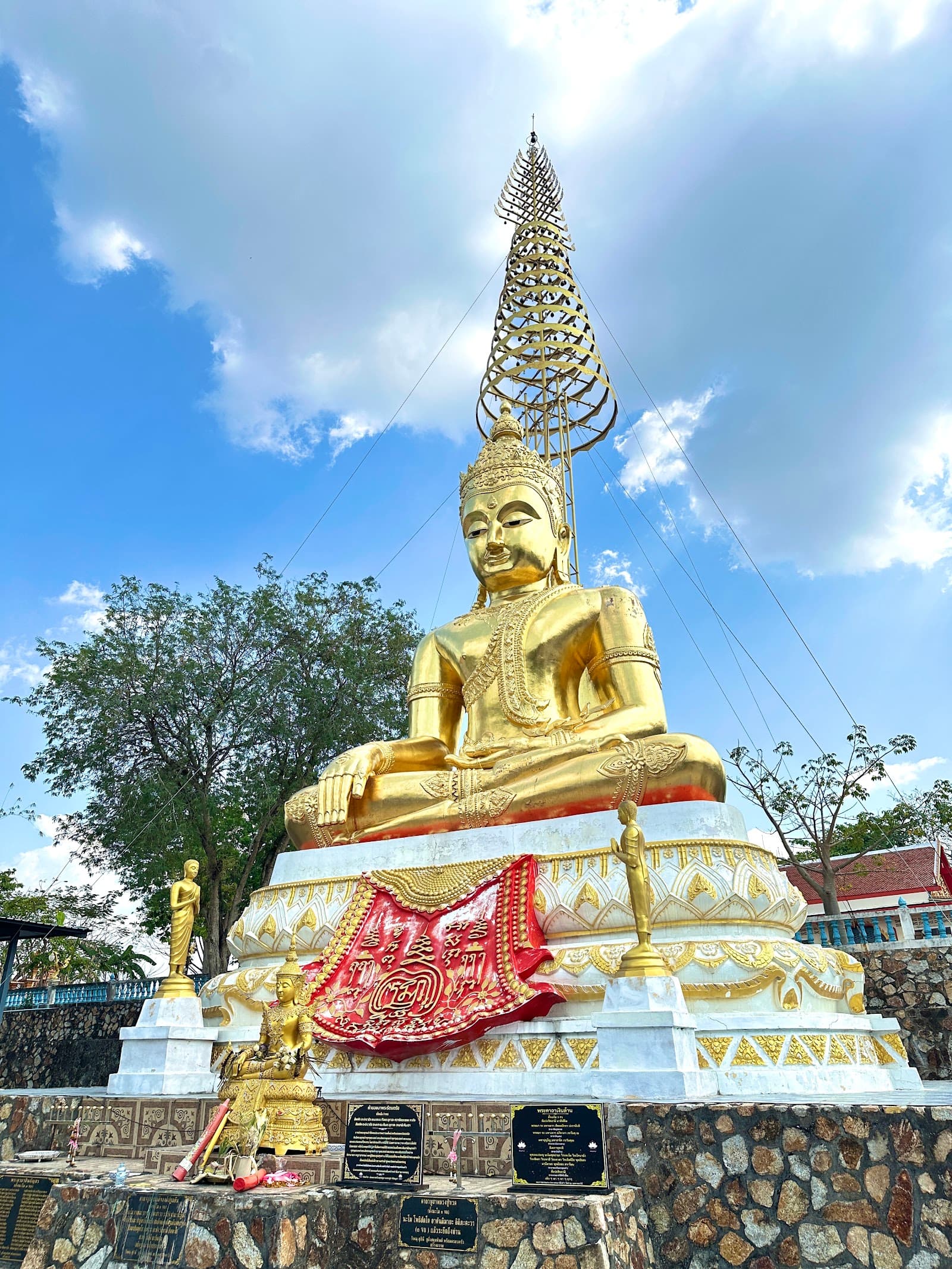 Wat Hubbon Wanaram