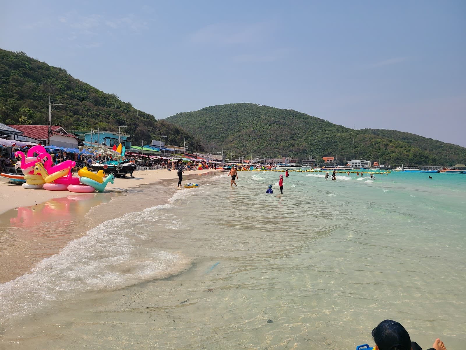 Tawaen Beach