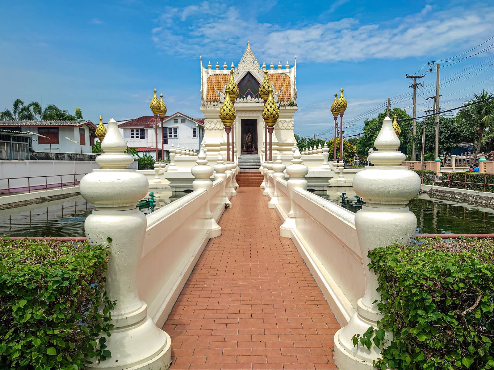 Phra Phanat Bodi Hall